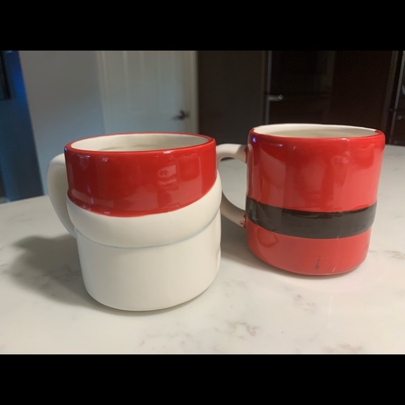 Stackable Santa Mugs - Picture 3 of 6